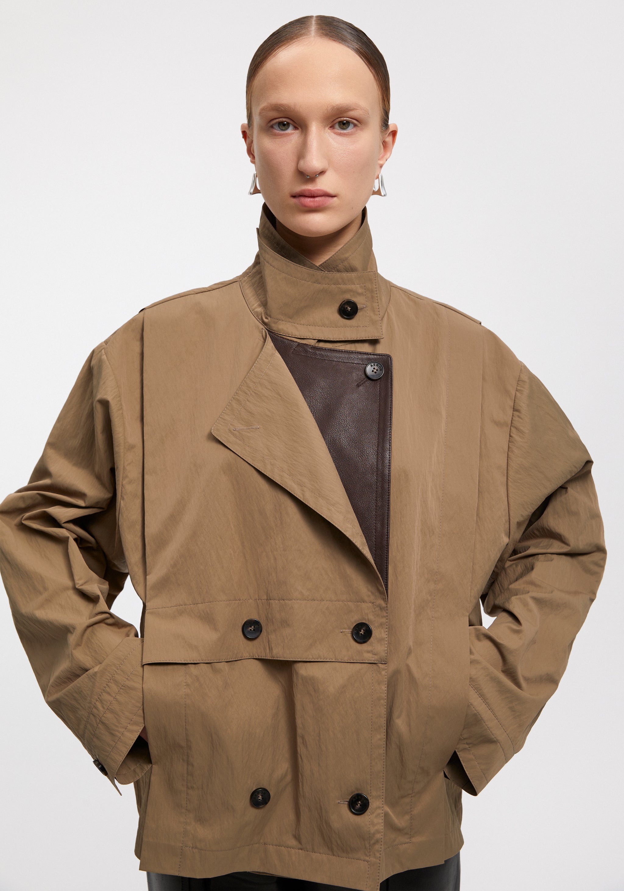 AERON 売れ筋商品|||エーロン ニット&セーター アウター レディース Sweaters Brown Sweaters & Cardigans – AERON